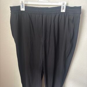 Lululemon Tapered Leg Mid rise 7/8 Pant Black XL